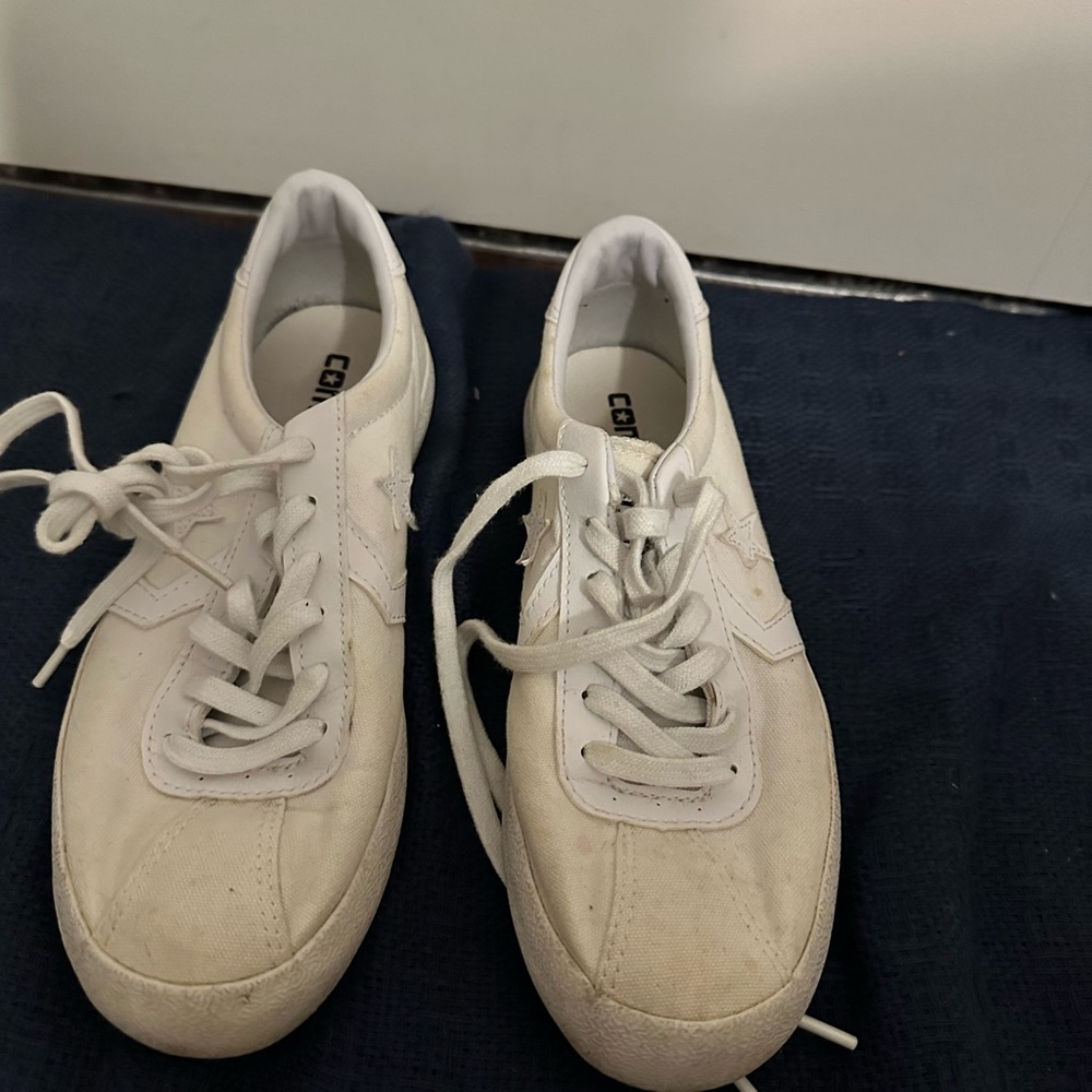 Converse White Sneakers for skateboarding